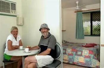 Coral Coast Tourist Park Hotel Townsville 3*,  Australia